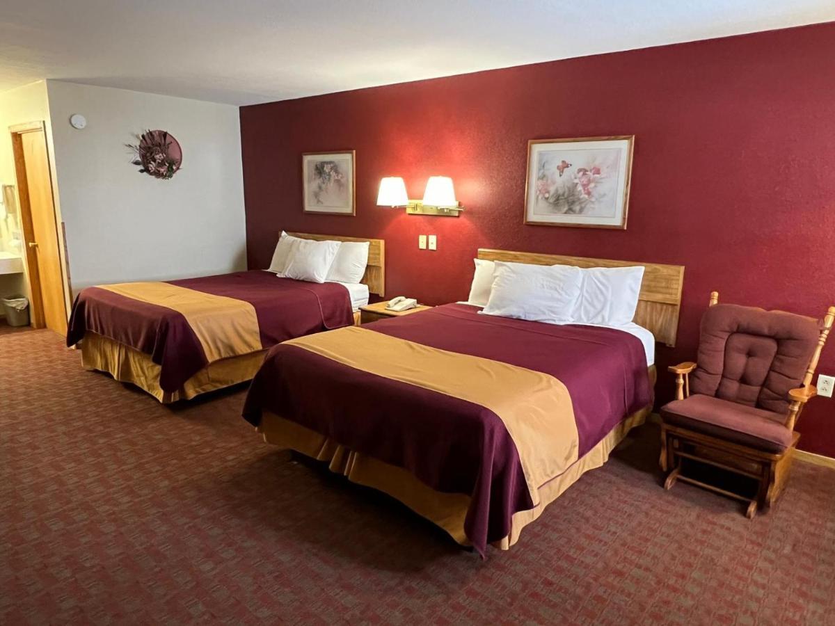 Americas Best Value Inn Suburban Emmetsburg Esterno foto