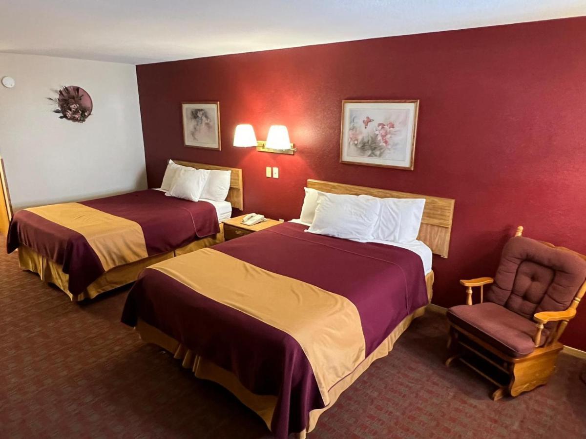 Americas Best Value Inn Suburban Emmetsburg Esterno foto